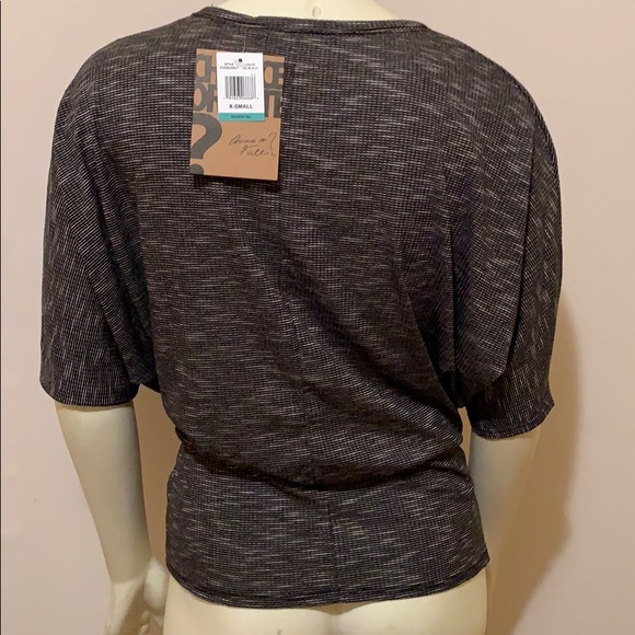 NWT Chance or Fate flattering shirt SZ-XS - Picture 5 of 8